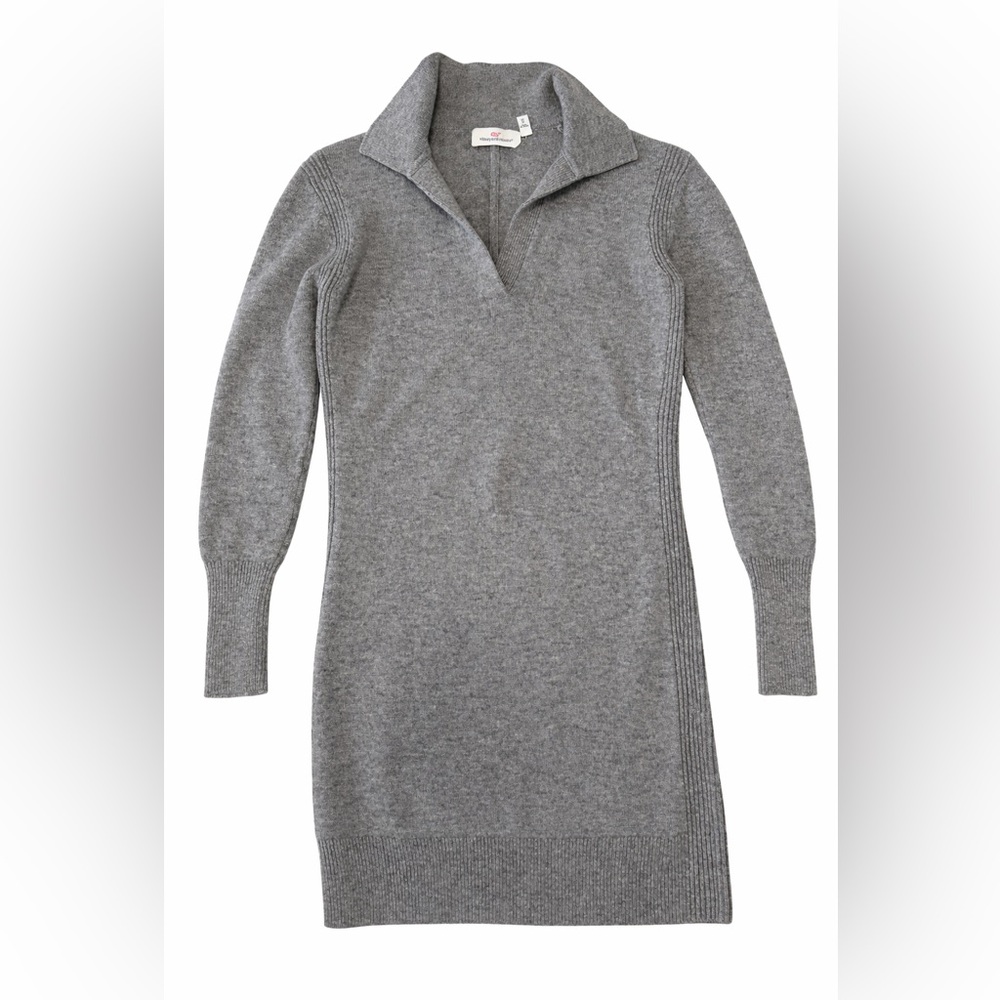 Vineyard Vines Heather Gray Knit Pullover with Pink Whale Logo